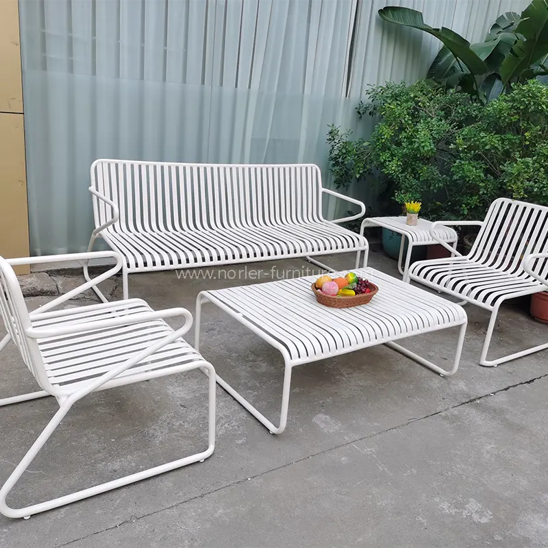 An Féidir Sofas Amuigh a Fháil Amuigh sa Gheimhreadh? An Féidir Sofas Amuigh a Fháil Amuigh sa Gheimhreadh?