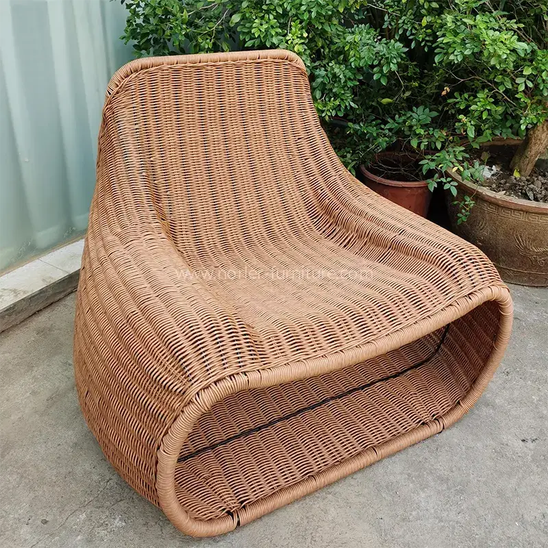 Clós Allamuigh Cathaoir Úsáide Troscáin Rattan